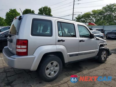 Trzecie zdjęcie samochodu z tyłu: 2012 JEEP LIBERTY SPORT VIN:1C4PJLAK0CW158787 - miniatura