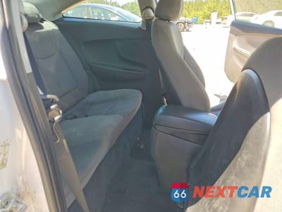 Zdjęcie 10 z 12 samochodu: 2014 HYUNDAI ELANTRA COUPE BASE VIN:KMHDH6AH6EU029595 - miniatura