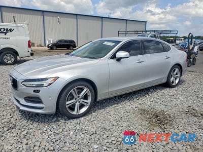 2018 VOLVO S90 T5 MOMENTUM LVY982MK6JP016406 - główne zdjęcie licytacji z USA - miniatura