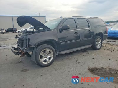 2010 CHEVROLET SUBURBAN C1500 LS 1GNUCHE06AR260262 - główne zdjęcie licytacji z USA - miniatura