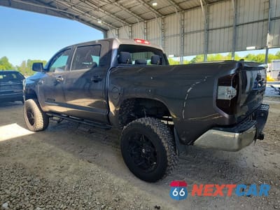 Drugie zdjęcie samochodu z przodu: 2016 TOYOTA TUNDRA SR5 VIN:5TFDW5F12GX557989 - miniatura
