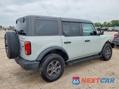 Trzecie zdjęcie samochodu z tyłu: 2024 FORD BRONCO BIG BEND VIN:1FMDE7BH3RLA75362 - miniatura
