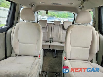Zdjęcie 10 z 13 samochodu: 2016 KIA SEDONA LX VIN:KNDMB5C10G6165972 - miniatura