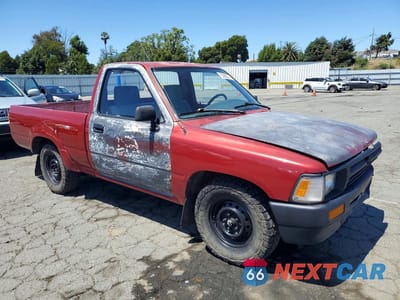 Czwarte zdjęcie samochodu z boku: 1992 TOYOTA PICKUP BASE VIN:4TARN81A2NZ031151 - miniatura