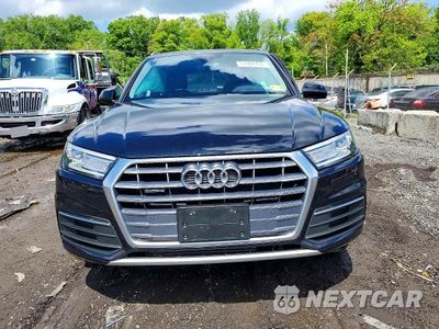 Piąte zdjęcie samochodu w środku: 2020 AUDI Q5 PREMIUM VIN:WA1ANAFY0L2054376 - miniatura