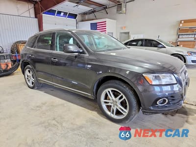 Czwarte zdjęcie samochodu z boku: 2016 AUDI Q5 PREMIUM PLUS VIN:WA1L2AFP7GA033979 - miniatura