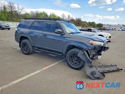 Czwarte zdjęcie samochodu z boku: 2024 TOYOTA 4RUNNER TRD PRO VIN:JTELU5JR8R6229494 - miniatura