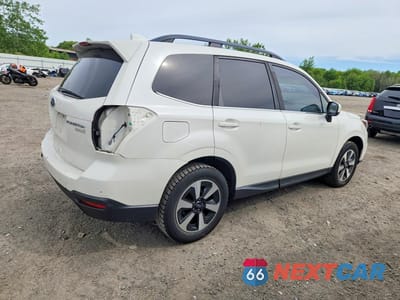 Trzecie zdjęcie samochodu z tyłu: 2017 SUBARU FORESTER 2.5I LIMITED VIN:JF2SJALC3HH587181 - miniatura