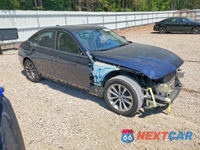 Czwarte zdjęcie samochodu z boku: 2016 BMW 320 I VIN:WBA8A9C56GK618317 - miniatura