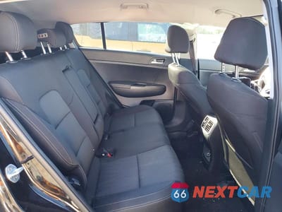Zdjęcie 10 z 12 samochodu: 2019 KIA SPORTAGE LX VIN:KNDPMCAC8K7502973 - miniatura