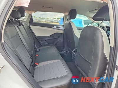 Zdjęcie 11 z 14 samochodu: 2025 VOLKSWAGEN TAOS SE VIN:3VVSC7B23SM053106 - miniatura