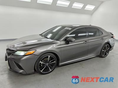 2018 TOYOTA CAMRY XSE V6 4T1BZ1HK5JU013729 - główne zdjęcie licytacji z USA - miniatura