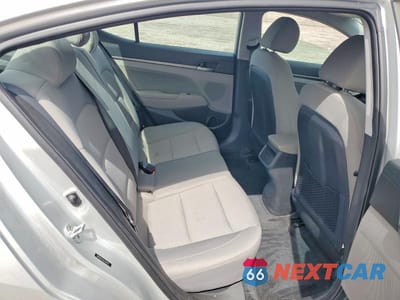 Zdjęcie 10 z 12 samochodu: 2018 HYUNDAI ELANTRA VALUE EDITION VIN:5NPD84LF8JH259678 - miniatura
