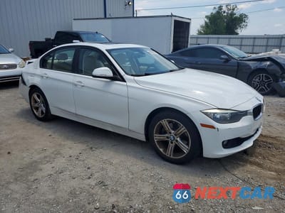 Czwarte zdjęcie samochodu z boku: 2012 BMW 328 I VIN:WBA3A5C50CF349138 - miniatura