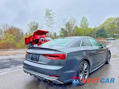 Czwarte zdjęcie samochodu z boku: 2018 AUDI S5 PRESTIGE VIN:WAUR4AF5XJA010435 - miniatura