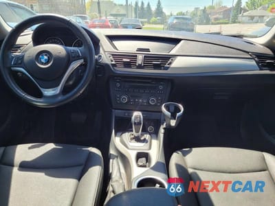 Zdjęcie 9 z 11 samochodu: 2013 BMW X1 XDRIVE28I VIN:WBAVL1C53DVR86785 - miniatura