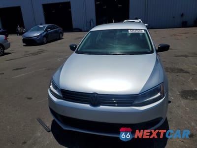 Piąte zdjęcie samochodu w środku: 2014 VOLKSWAGEN JETTA BASE VIN:3VW2K7AJXEM327624 - miniatura