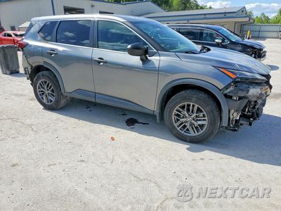 Czwarte zdjęcie samochodu z boku: 2021 NISSAN ROGUE S VIN:5N1AT3AB4MC841400 - miniatura