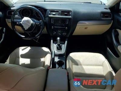 Zdjęcie 8 z 12 samochodu: 2017 VOLKSWAGEN JETTA SE VIN:3VWDB7AJ5HM313255 - miniatura