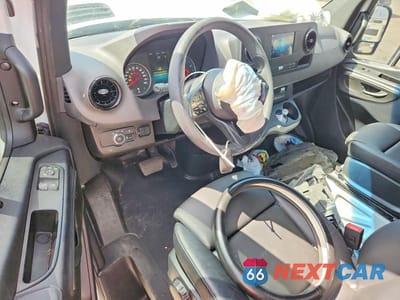 Zdjęcie 8 z 13 samochodu: 2024 MERCEDES-BENZ SPRINTER 2500 VIN:W1Y4KCHY1RT178899 - miniatura