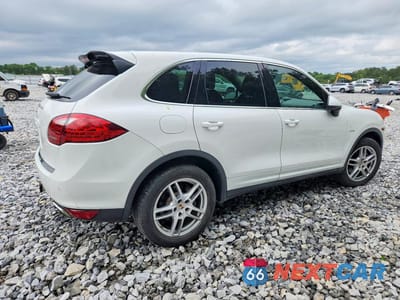 Trzecie zdjęcie samochodu z tyłu: 2014 PORSCHE CAYENNE VIN:WP1AF2A24ELA36499 - miniatura