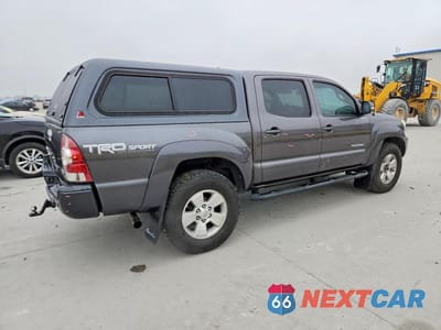Trzecie zdjęcie samochodu z tyłu: 2014 TOYOTA TACOMA DOUBLE CAB VIN:5TFLU4EN0EX089466 - miniatura