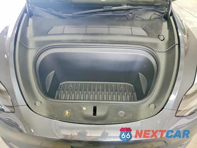 Zdjęcie 11 z 12 samochodu: 2023 TESLA MODEL Y VIN:7SAYGDEE0PF855001 - miniatura