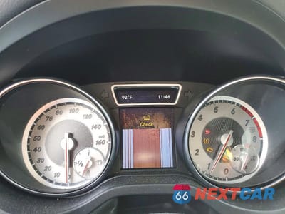 Zdjęcie 9 z 12 samochodu: 2014 MERCEDES-BENZ CLA 250 4MATIC VIN:WDDSJ4GB0EN081621 - miniatura