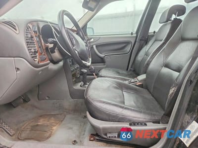 Zdjęcie 7 z 12 samochodu: 2002 SAAB 9-3 SE VIN:YS3DF58K122000611 - miniatura