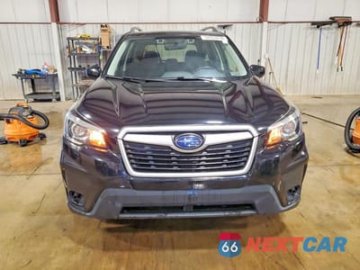 Piąte zdjęcie samochodu w środku: 2019 SUBARU FORESTER PREMIUM VIN:JF2SKAGC0KH443876 - miniatura