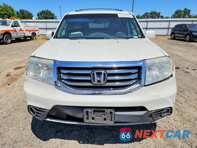 Piąte zdjęcie samochodu w środku: 2015 HONDA PILOT TOURING VIN:5FNYF3H97FB017894 - miniatura