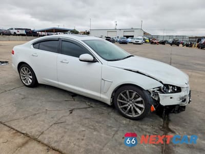 Czwarte zdjęcie samochodu z boku: 2012 JAGUAR XF VIN:SAJWA0FB6CLS47091 - miniatura