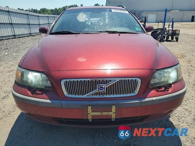 Piąte zdjęcie samochodu w środku: 2004 VOLVO V70 FWD VIN:YV1SW59V542438567 - miniatura