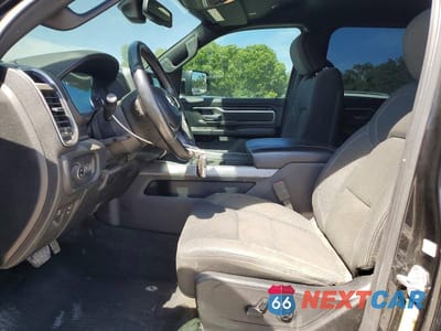 Zdjęcie 7 z 13 samochodu: 2019 RAM 1500 BIG HORN VIN:1C6SRFFT9KN585189 - miniatura