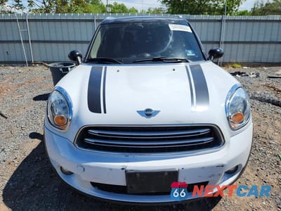 Piąte zdjęcie samochodu w środku: 2016 MINI COOPER COUNTRYMAN VIN:WMWZB3C54GWR49680 - miniatura