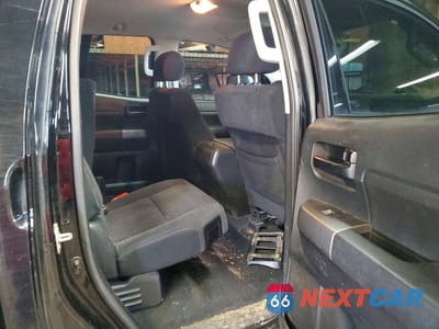 Zdjęcie 10 z 12 samochodu: 2010 TOYOTA TUNDRA DOUBLE CAB SR5 VIN:5TFUY5F14AX149835 - miniatura