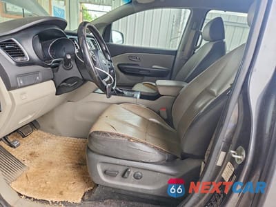 Zdjęcie 7 z 13 samochodu: 2017 KIA SEDONA LX VIN:KNDMB5C19H6234367 - miniatura