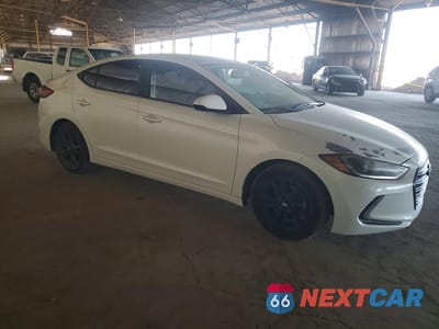 Czwarte zdjęcie samochodu z boku: 2018 HYUNDAI ELANTRA VALUE EDITION VIN:5NPD84LFXJH287515 - miniatura