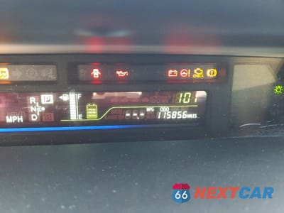 Zdjęcie 9 z 12 samochodu: 2012 TOYOTA PRIUS V THREE VIN:JTDZN3EU3C3142397 - miniatura
