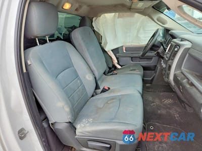 Zdjęcie 10 z 12 samochodu: 2014 RAM 1500 ST VIN:3C6JR6ATXEG115253 - miniatura