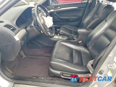 Zdjęcie 7 z 13 samochodu: 2004 ACURA TSX VIN:JH4CL96804C030849 - miniatura