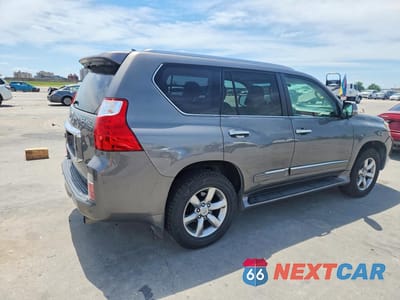 Trzecie zdjęcie samochodu z tyłu: 2013 LEXUS GX 460 PREMIUM VIN:JTJJM7FX5D5055880 - miniatura
