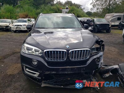 Piąte zdjęcie samochodu w środku: 2018 BMW X5 XDR40E VIN:5UXKT0C58J0V99396 - miniatura