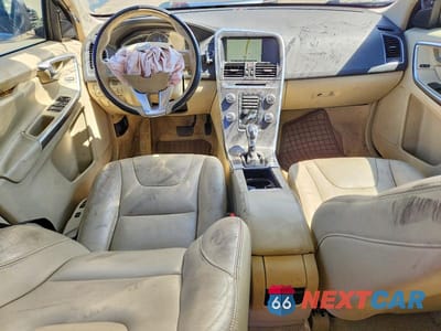 Zdjęcie 8 z 13 samochodu: 2015 VOLVO XC60 T6 PREMIER VIN:YV4902RK6F2651764 - miniatura