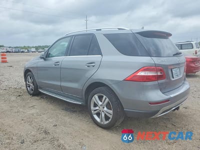 Drugie zdjęcie samochodu z przodu: 2015 MERCEDES-BENZ ML 350 4MATIC VIN:4JGDA5HBXFA562181 - miniatura
