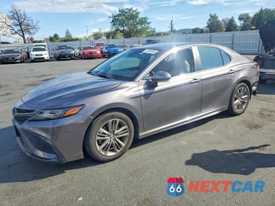 2023 TOYOTA CAMRY SE 4T1T11AK4PU798615 - główne zdjęcie licytacji z USA - miniatura