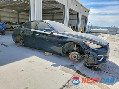 Czwarte zdjęcie samochodu z boku: 2019 INFINITI Q50 3.0T LUXE VIN:JN1EV7AR3KM552331 - miniatura