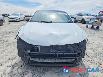 Piąte zdjęcie samochodu w środku: 2020 VOLKSWAGEN JETTA S VIN:3VWCB7BU7LM064860 - miniatura