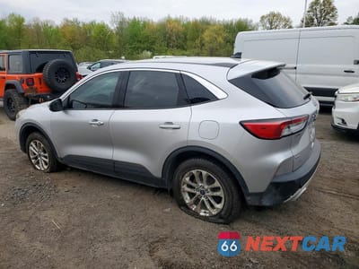 Drugie zdjęcie samochodu z przodu: 2020 FORD ESCAPE SE VIN:1FMCU9G63LUA03984 - miniatura