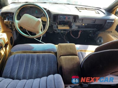Zdjęcie 8 z 13 samochodu: 1994 CHEVROLET CAPRICE CLASSIC VIN:1G1BL52P8RR198562 - miniatura